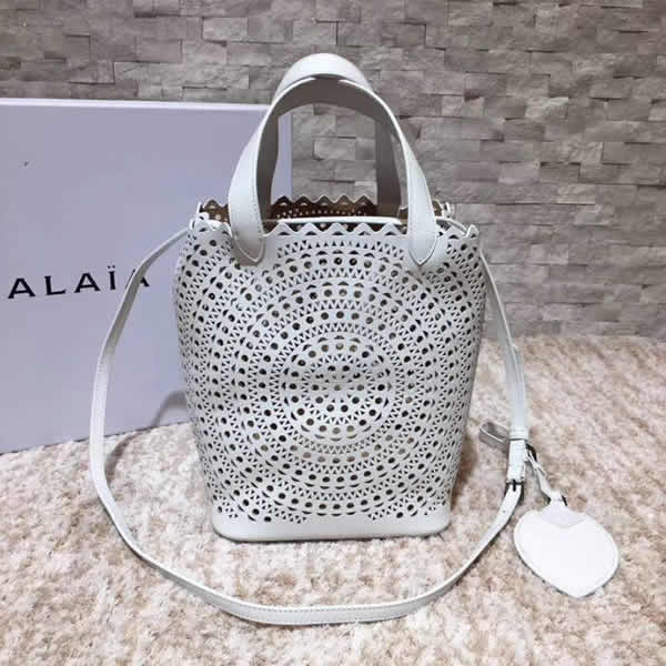 2019 Fashion New Alaia Beige Tote Shoulder Bag With High Quality