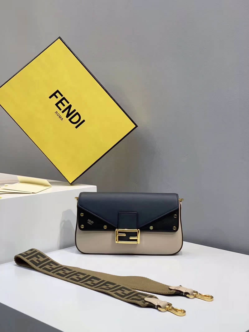 2019 New Fendi Black Splicing Flip-Slung Shoulder Bag 600