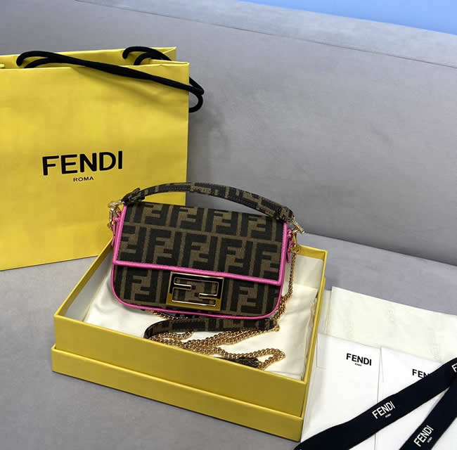 Fake Fendi Classic Pink Baguette Handbag Single Shoulder Messenger Bag 772