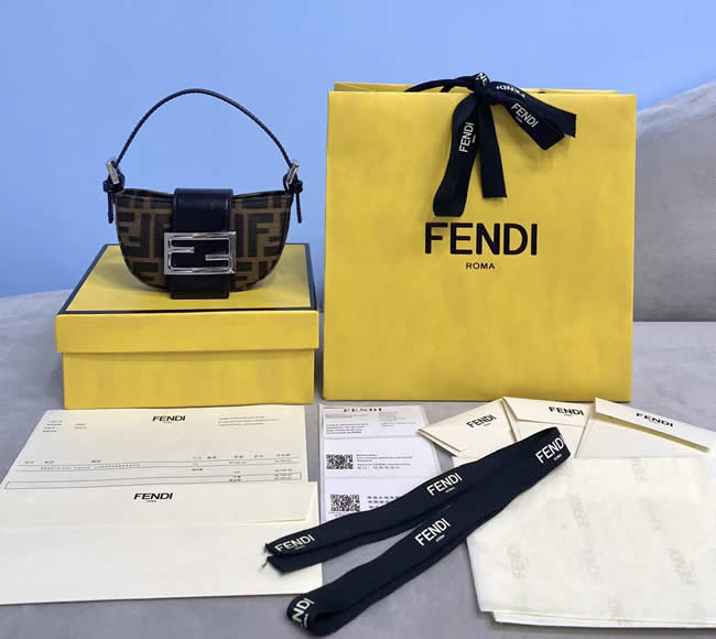 Fake Fendi Classic Presbyopia Canvas Fflogo Shoulder Bag Clutch 8321