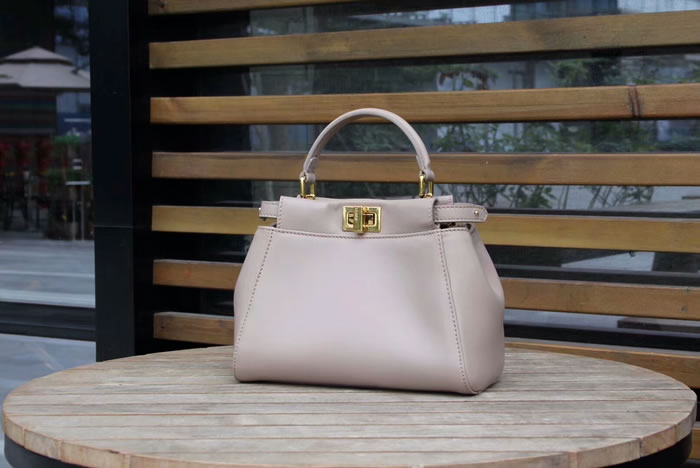 Replica New Fashion Fendi Gray Messenger Bag Top Quality 8244