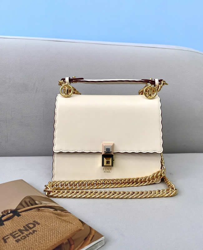 Replica Fendi Kani Simple And Versatile Off White One-Shoulder Messenger Bag 381