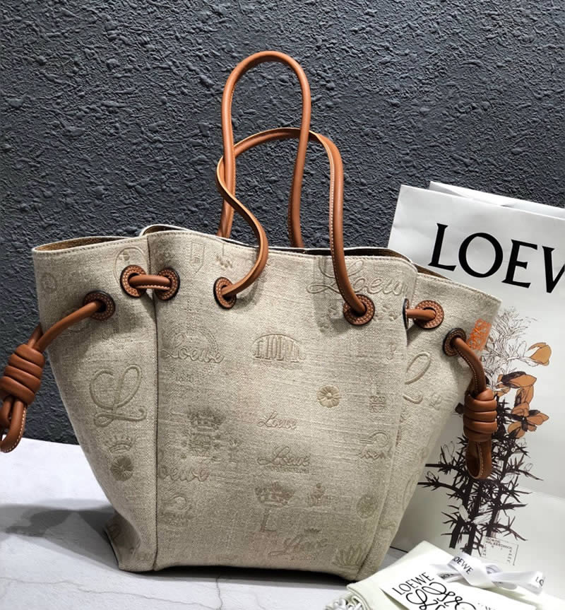 2019 High Qaulity Loewe Flamenco Knot Gray Tote Bag 261851