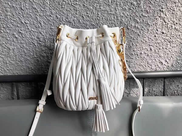Replica Miu Miu White New Sheepskin Bucket Handbags Wrinkle Embossed Embossed Model 5Be014