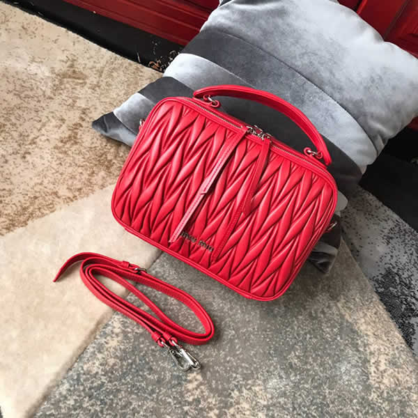 Replica 1:1 Quality Miu Miu Fashion Red Handbag Messenger Bag