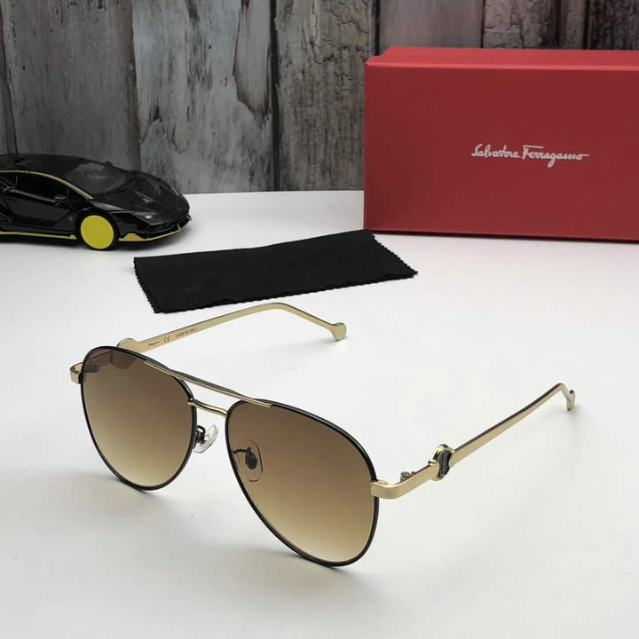1:1 Quality Replica Discount Ferragamo Sunglasses Online 05