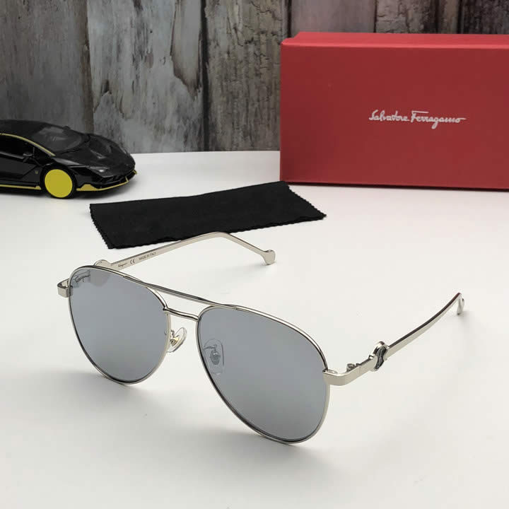 1:1 Quality Replica Discount Ferragamo Sunglasses Online 03