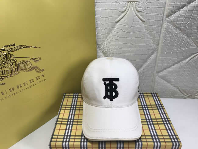 New Cheap Burberry Caps for Men Summer Autumn Baseball Cap Sport LSnapback Hats Unisex High Quality
