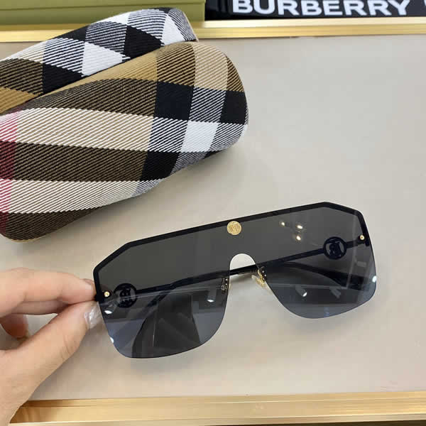 Burberry 2020 Fashion Sunglasses Women Brand Design Vintage Frame Female Glasses Classic Mirror Model BE3119