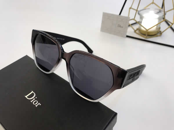 Wholesale Fake Dior Sunglasses Women New VSun Glasses Brand Designer With High Quality