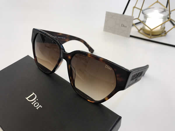 Wholesale Fake Dior Sunglasses Women New VSun Glasses Brand Designer With High Quality