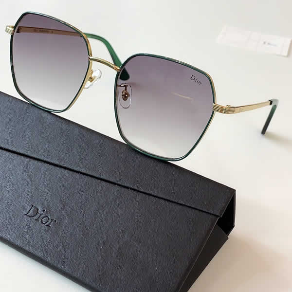 Dior Sun Glasses For Female Sunglasses Women Original Brand Designer Women Sunglases Model CD8202