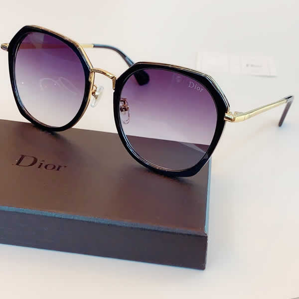 Dior Newest Fashion Sunglasses Women Brand Design Ladies Sun Glasses For Women Eyewear UV400 Model CD8076