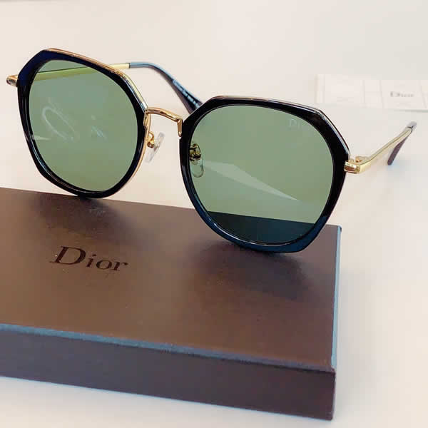 Dior Newest Fashion Sunglasses Women Brand Design Ladies Sun Glasses For Women Eyewear UV400 Model CD8076