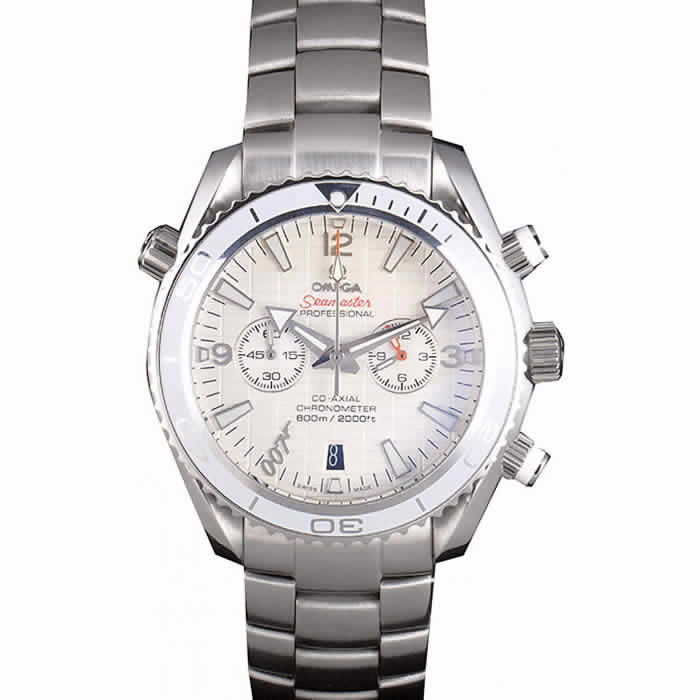 Omega James Bond Skyfall Chronometer Watch with White Dial and White Bezel om228 621380